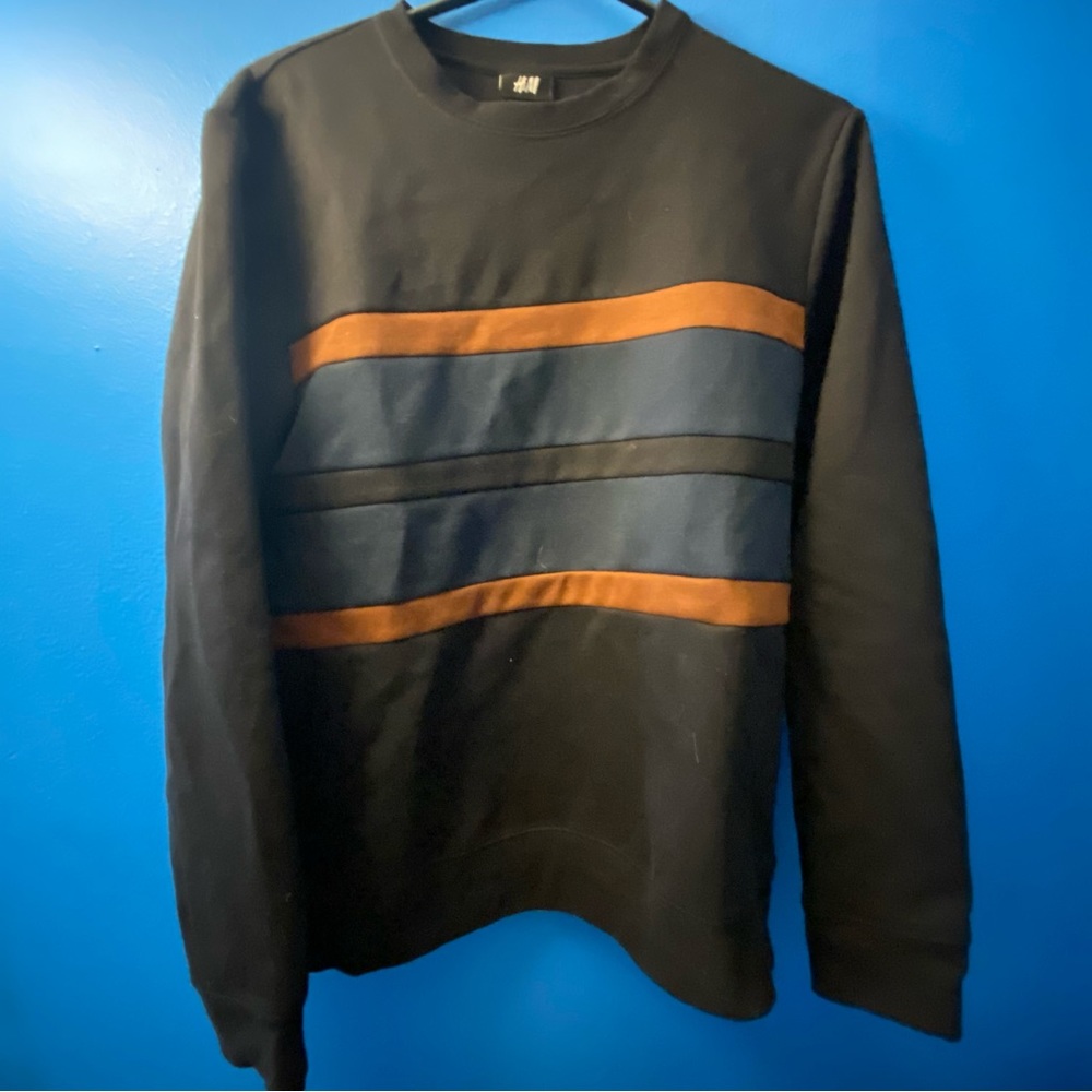 Small H&M navy crew neck sweater pullover